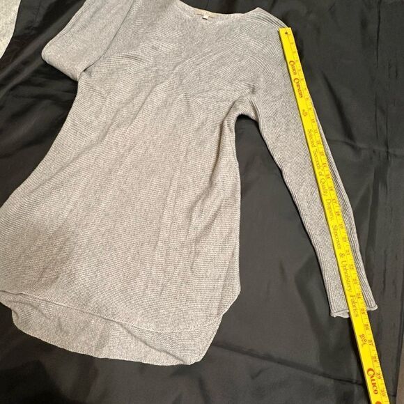 Joan Vass Gray Rayon blend tunic round neck sweater size medium - Picture 11 of 11